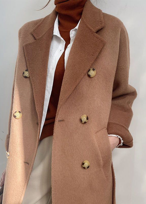 Sophisticated Coat with a Clean Classic Look