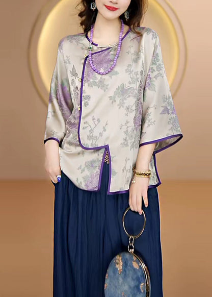Gracefully Styled Top for Any Occasion