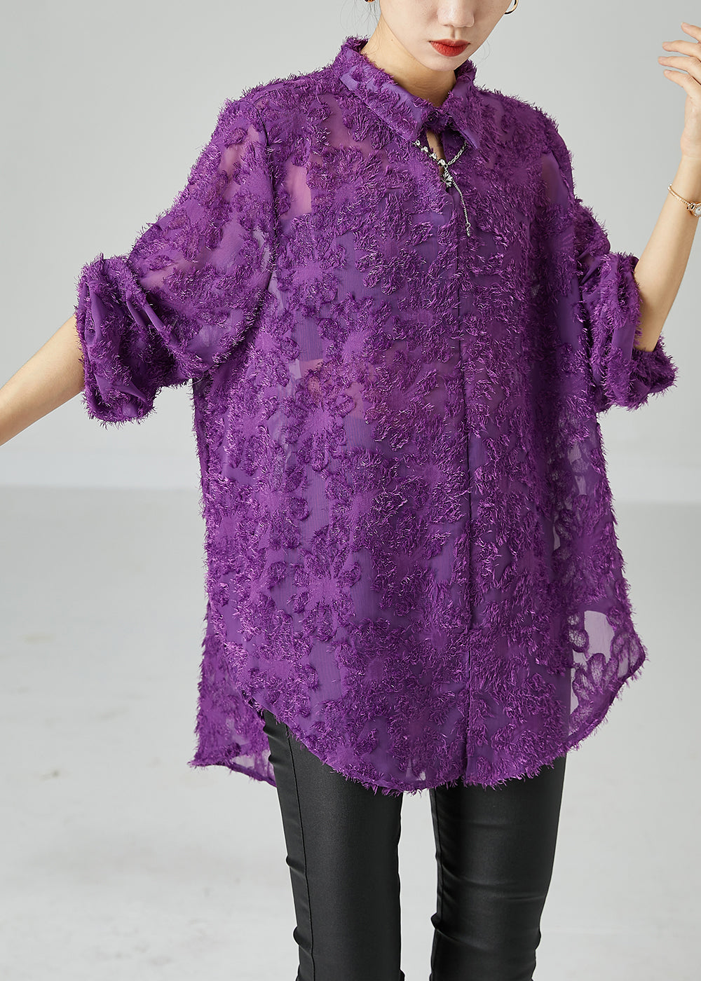 Classic Vintage Blouse with a Flattering Fit