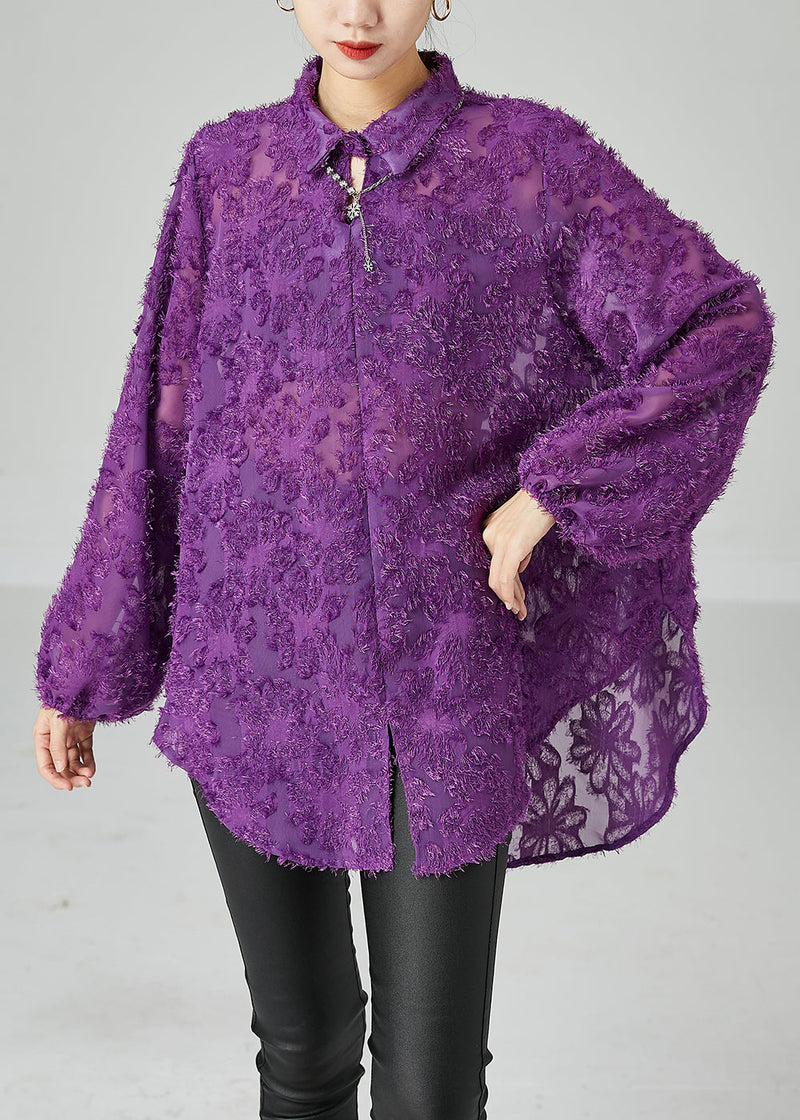 Classic Vintage Blouse with a Flattering Fit