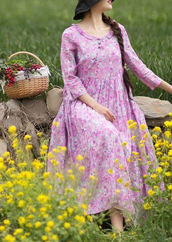 Classic Vintage Dress with a Flattering Fit