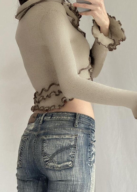 Effortlessly Elegant Top with a Timeless Design