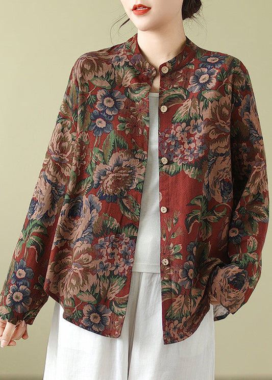 Well Tailored Coat with a Graceful Silhouette