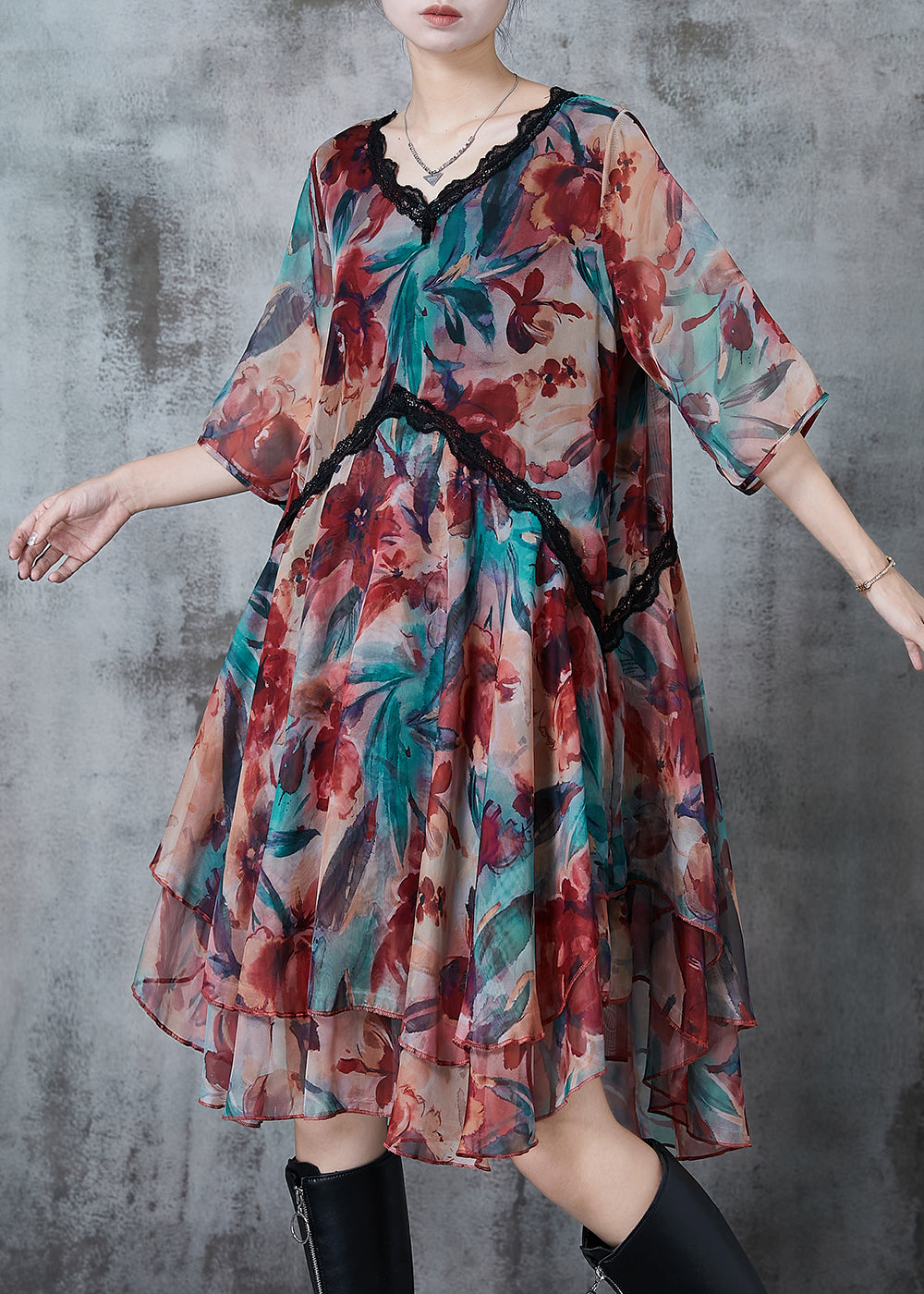 Effortlessly Elegant Dress with a Timeless Design