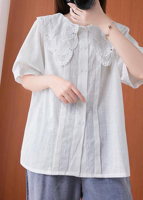 Well Tailored Top with a Graceful Silhouette