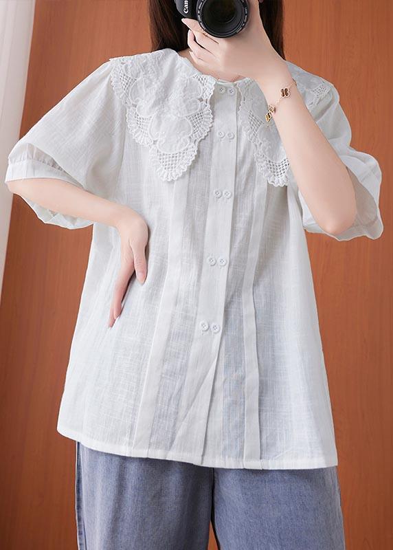 Well Tailored Top with a Graceful Silhouette
