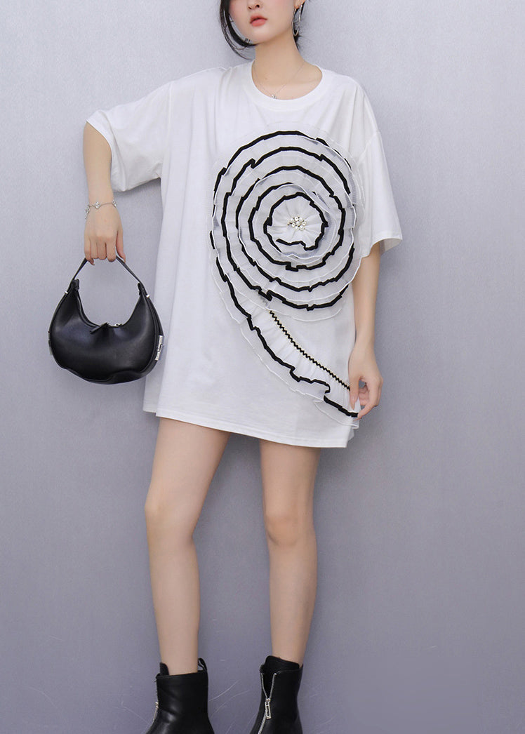 Gracefully Styled Garment for Any Occasion