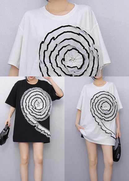 Gracefully Styled Garment for Any Occasion