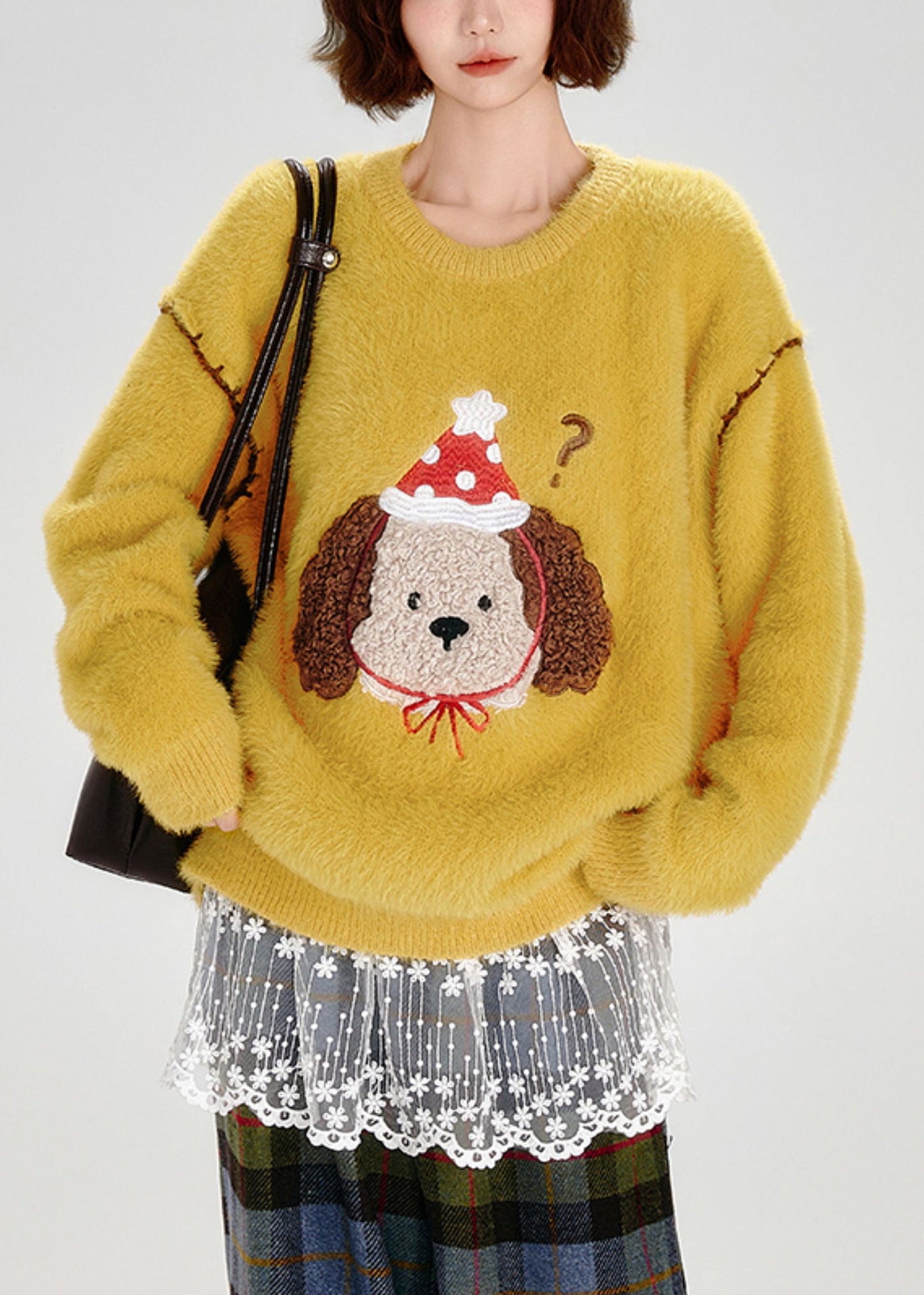 Beautifully Finished Pullover in a Timeless Design