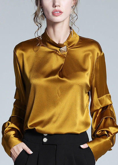 A Vintage Style Top with Delicate Timeless Details