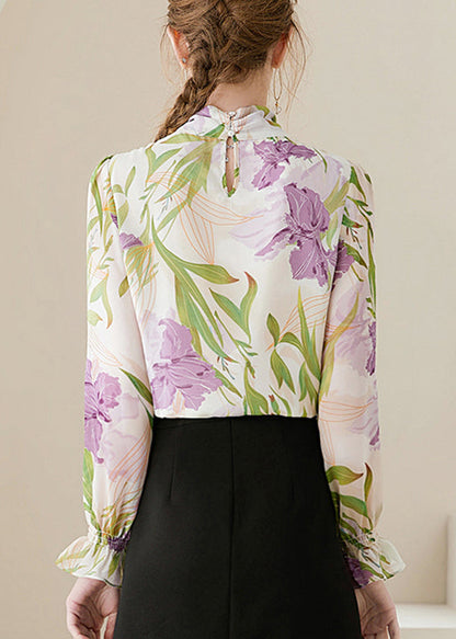 Beautifully Finished Blouse in a Timeless Design
