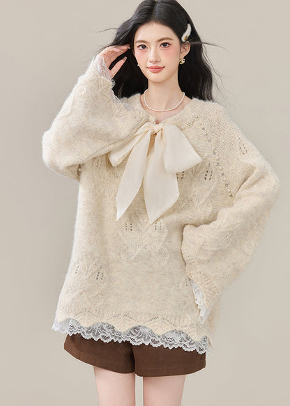 Well Tailored Top with a Graceful Silhouette