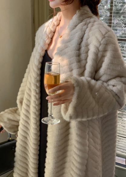 Elegantly Styled Coat for Everyday Wear