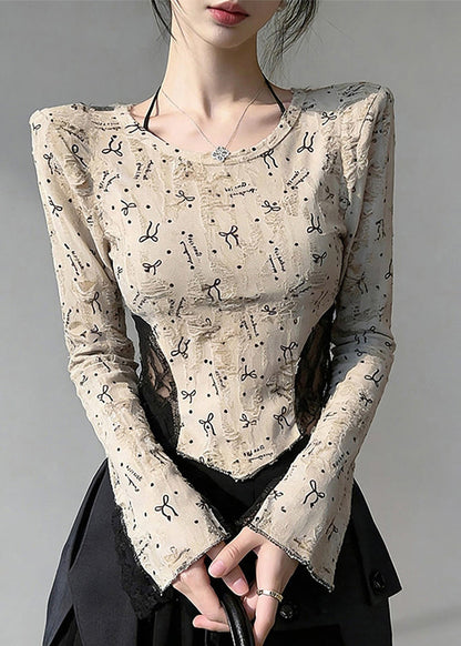 Beautifully Finished Blouse in a Timeless Design