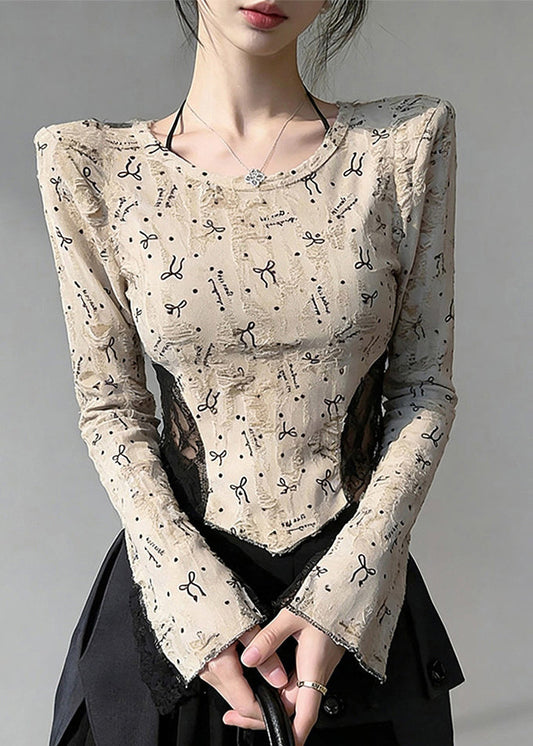 Beautifully Finished Blouse in a Timeless Design
