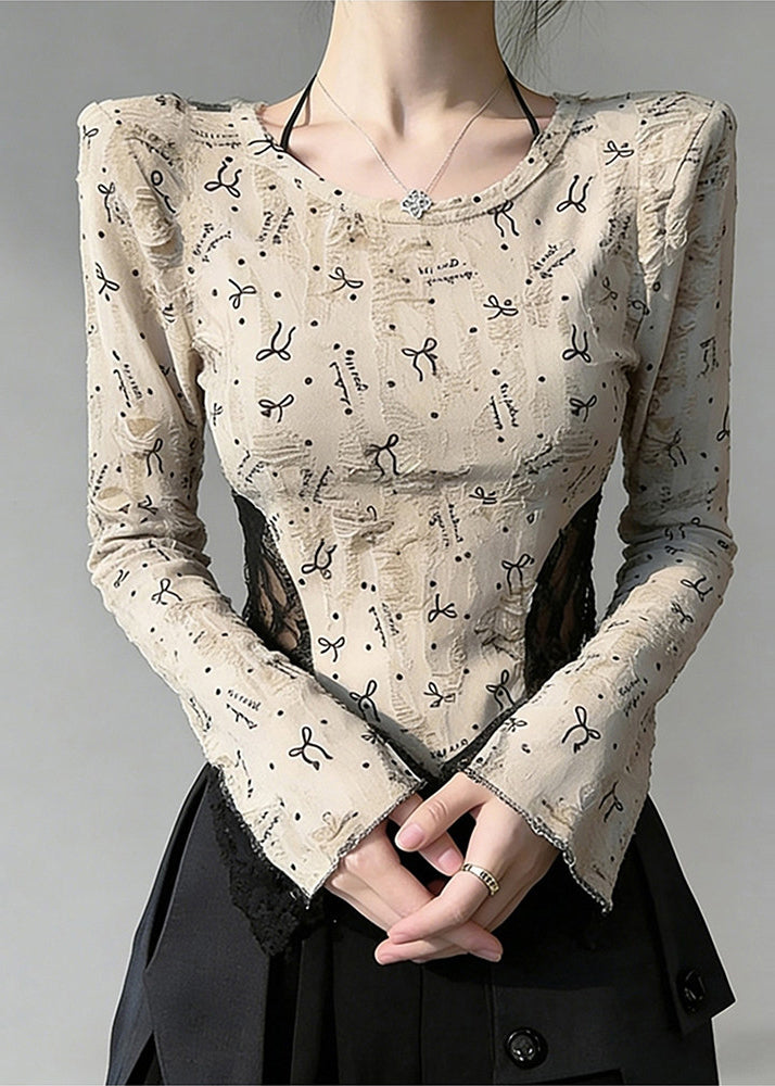 Beautifully Finished Blouse in a Timeless Design