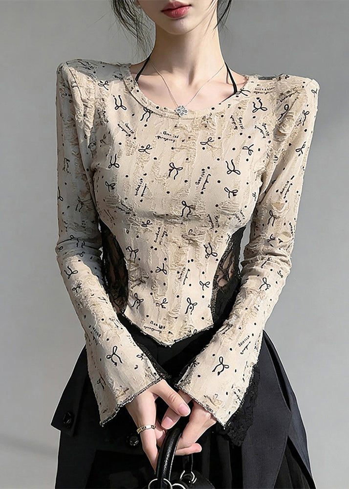 Beautifully Finished Blouse in a Timeless Design