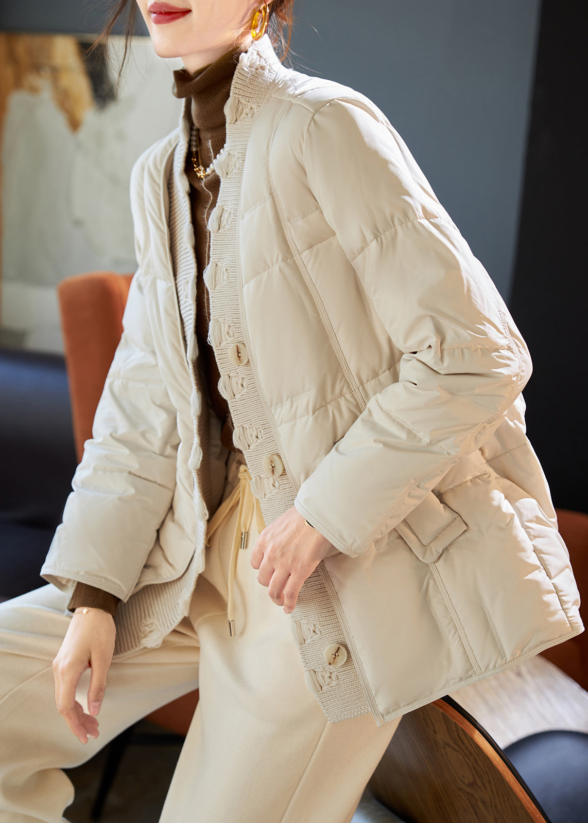 Effortlessly Elegant Jacket with a Timeless Design