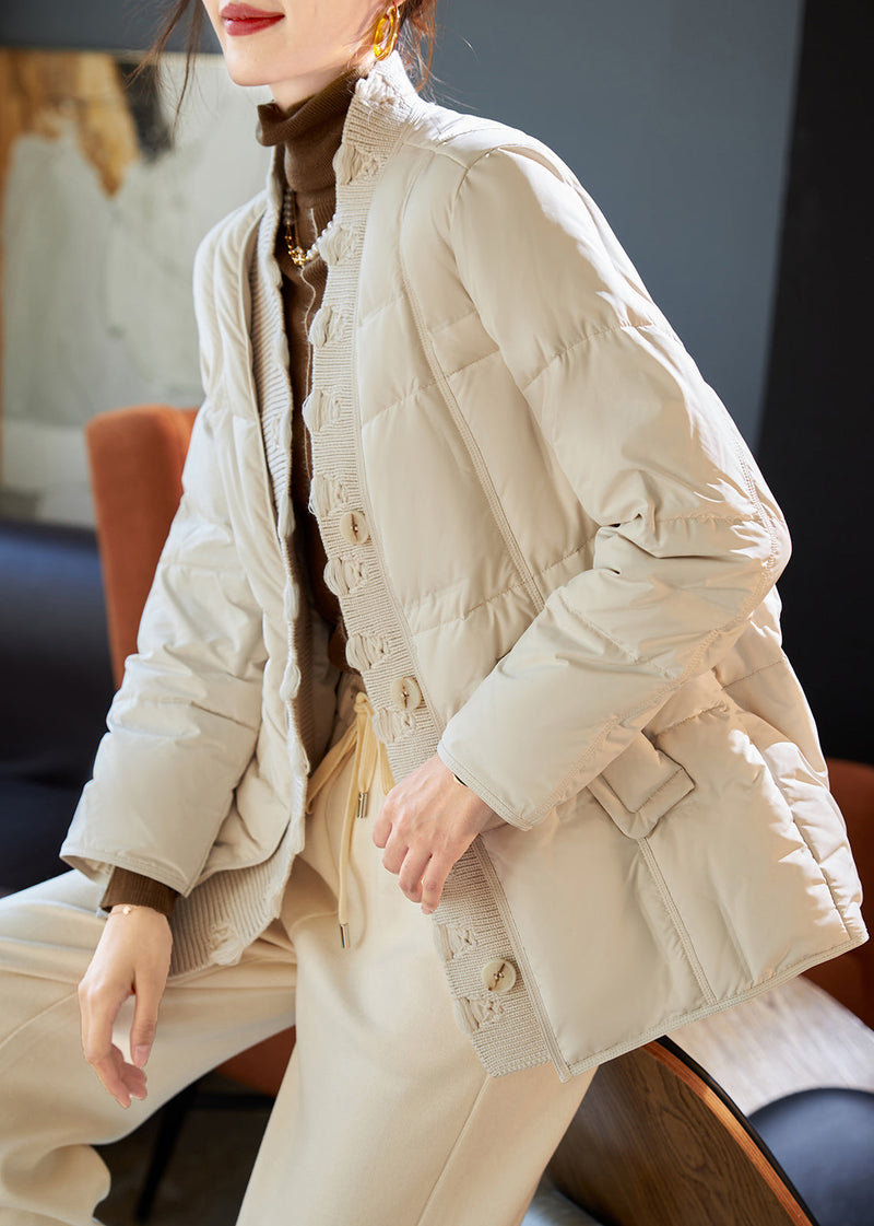 Effortlessly Elegant Jacket with a Timeless Design