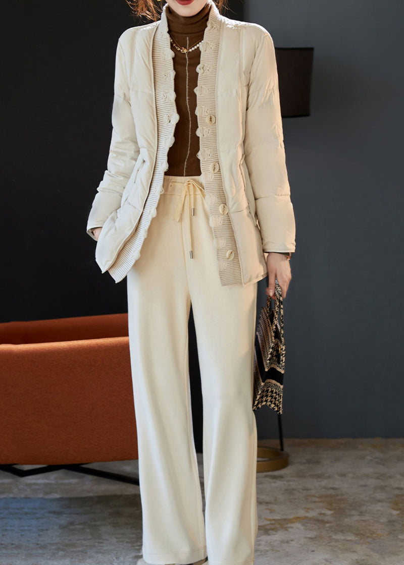 Effortlessly Elegant Jacket with a Timeless Design