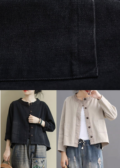Effortlessly Elegant Coat with a Timeless Design