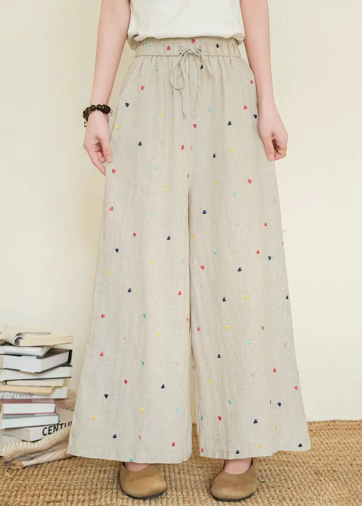 Classic Vintage Pants with a Flattering Fit