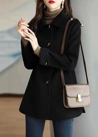 Beautifully Finished Coat in a Timeless Design