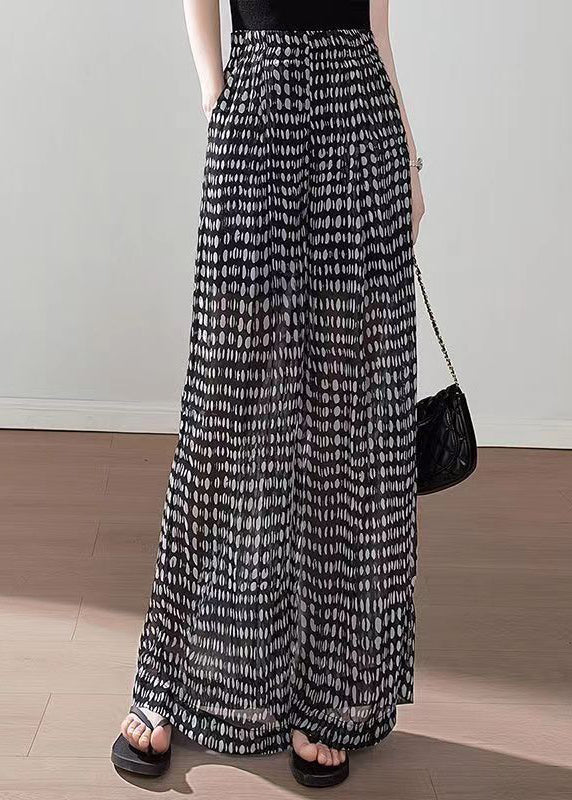 Beautifully Finished Pants in a Timeless Design