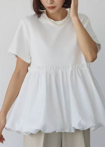 Effortlessly Elegant Top with a Timeless Design