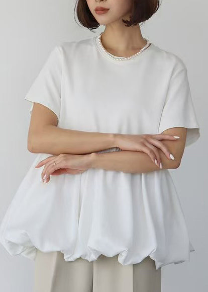 Effortlessly Elegant Top with a Timeless Design