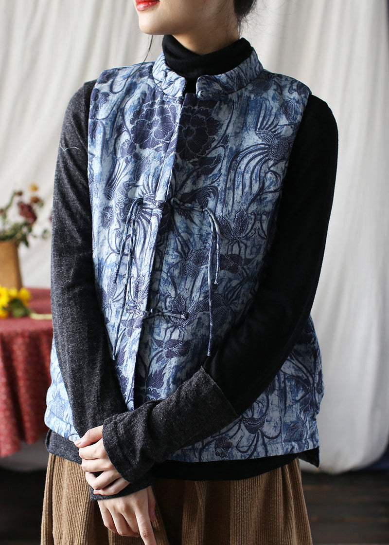 Effortlessly Elegant Top with a Timeless Design