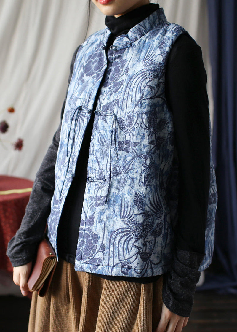 Effortlessly Elegant Top with a Timeless Design