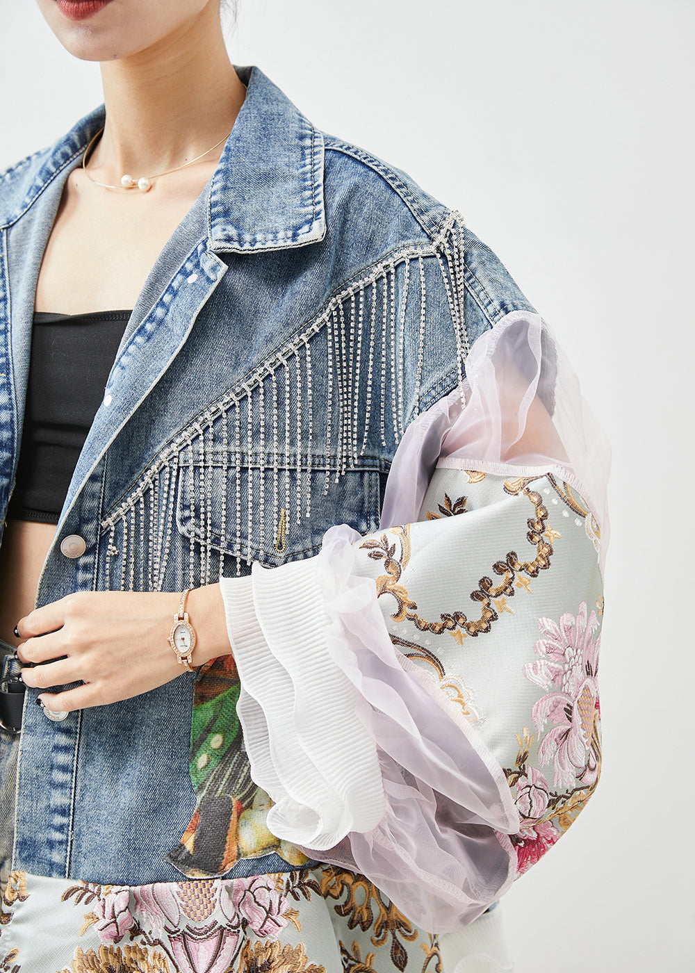 Elegantly Styled Coat for Everyday Wear