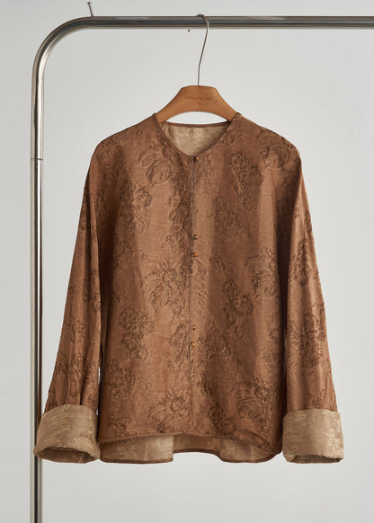 Well Tailored Coat with a Graceful Silhouette