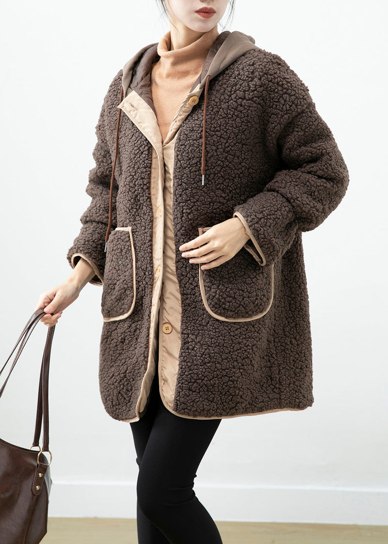 Effortlessly Elegant Coat with a Timeless Design