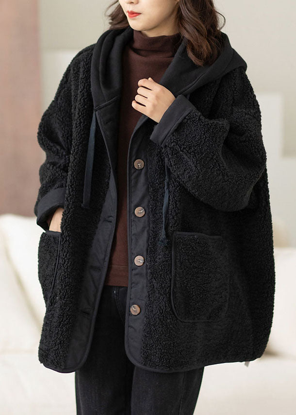 Well Tailored Coat with a Graceful Silhouette
