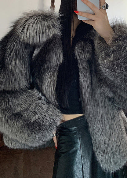 Classic Vintage & Enduringly Stylish Coat