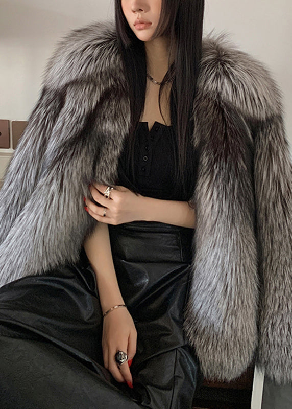 Classic Vintage & Enduringly Stylish Coat