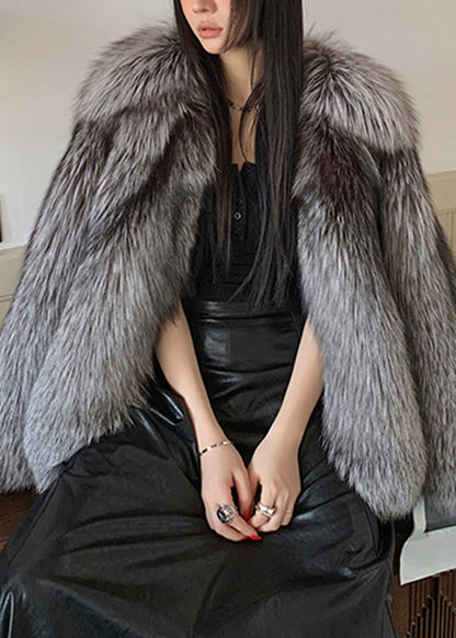 Classic Vintage & Enduringly Stylish Coat