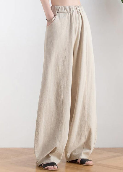Effortlessly Elegant Pants with a Timeless Design