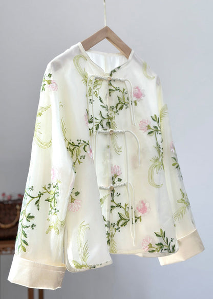 Well Tailored Shirt with a Graceful Silhouette