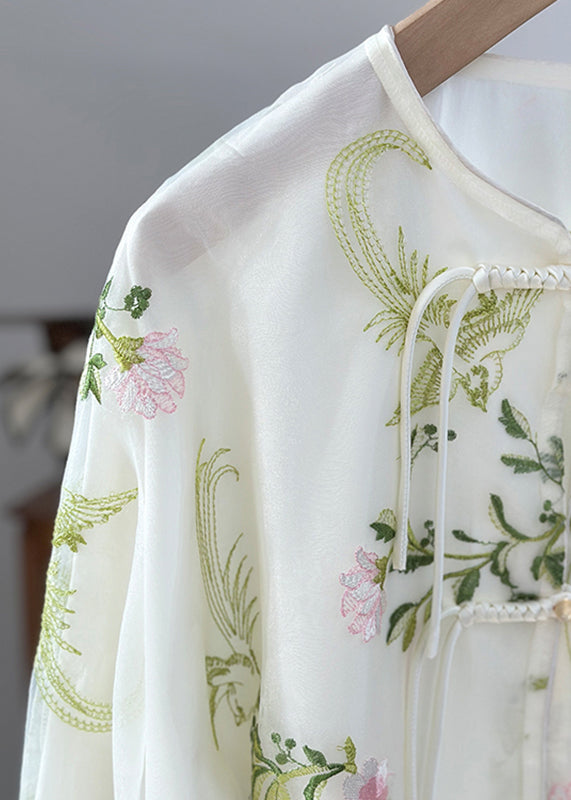 Well Tailored Shirt with a Graceful Silhouette