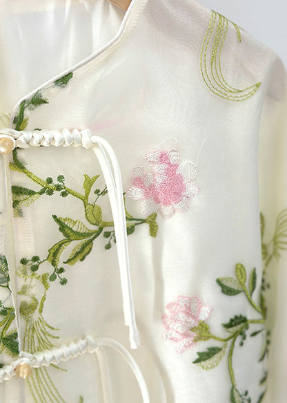 Well Tailored Shirt with a Graceful Silhouette