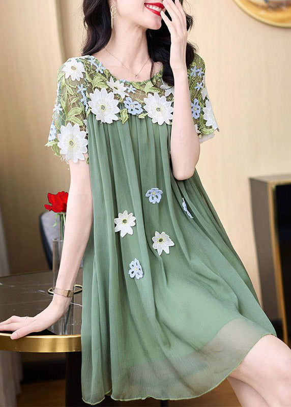 Beautifully Crafted Dress in a Classic Style