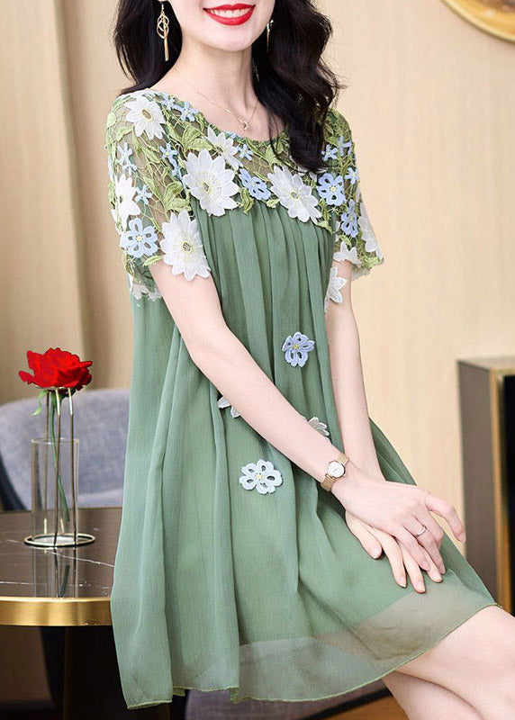 Beautifully Crafted Dress in a Classic Style