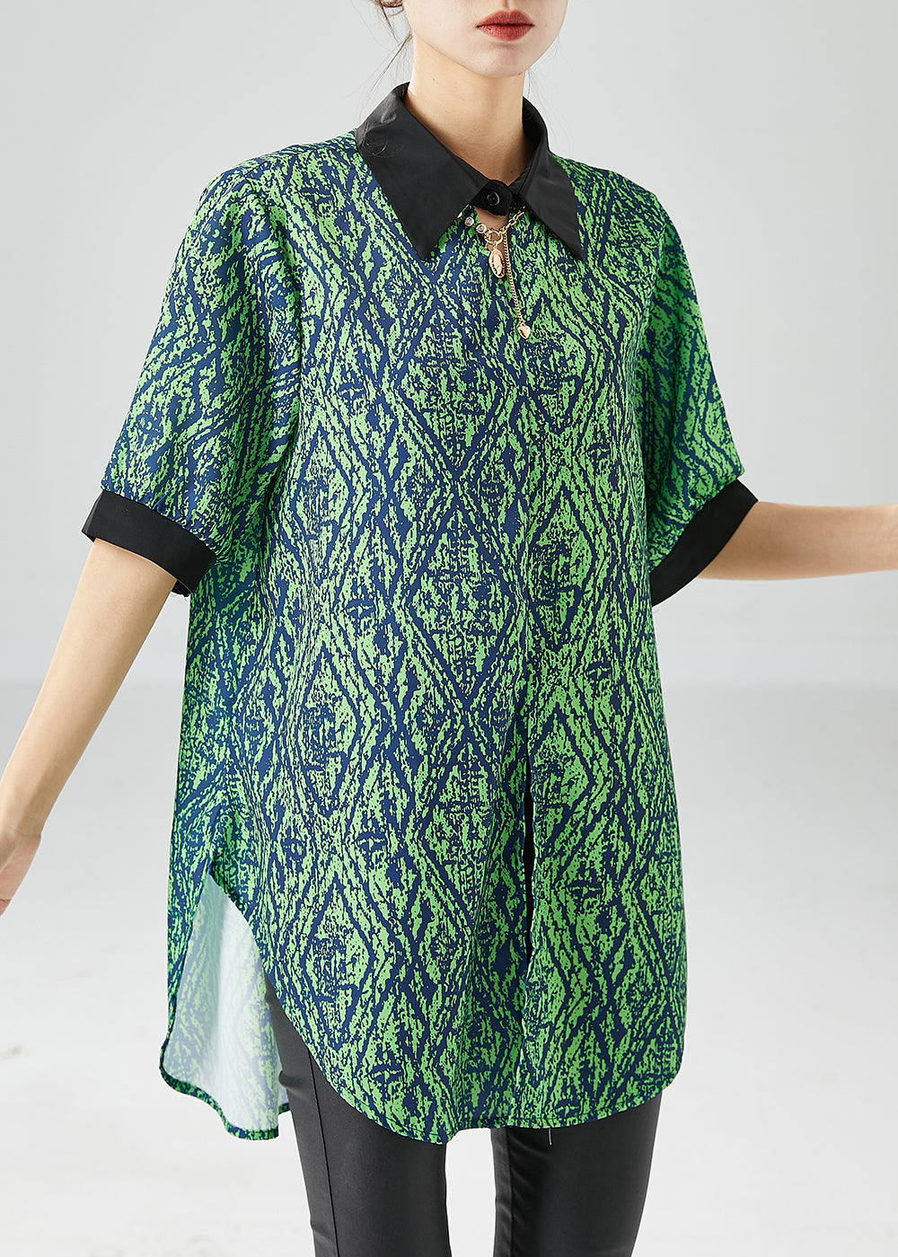 A Vintage Style Top with Delicate Timeless Details