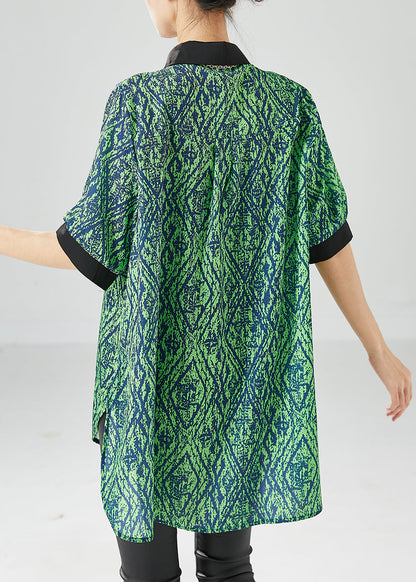 Well Tailored Top with a Graceful Silhouette