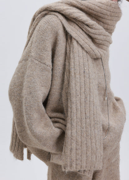 Gracefully Styled Garment for Any Occasion