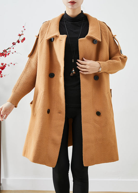 Well Tailored Coat with a Graceful Silhouette