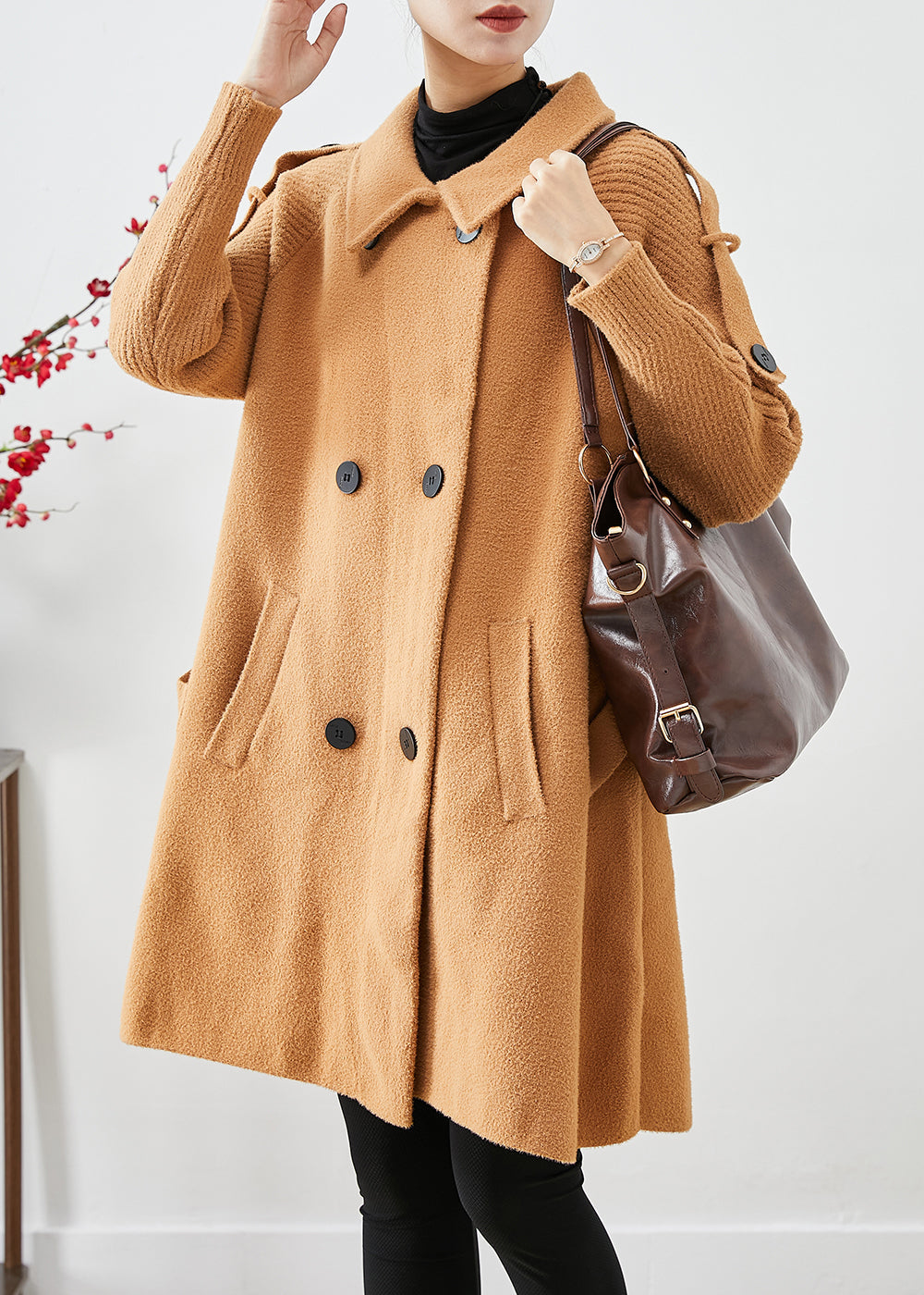 Beautifully Finished Coat in a Timeless Design